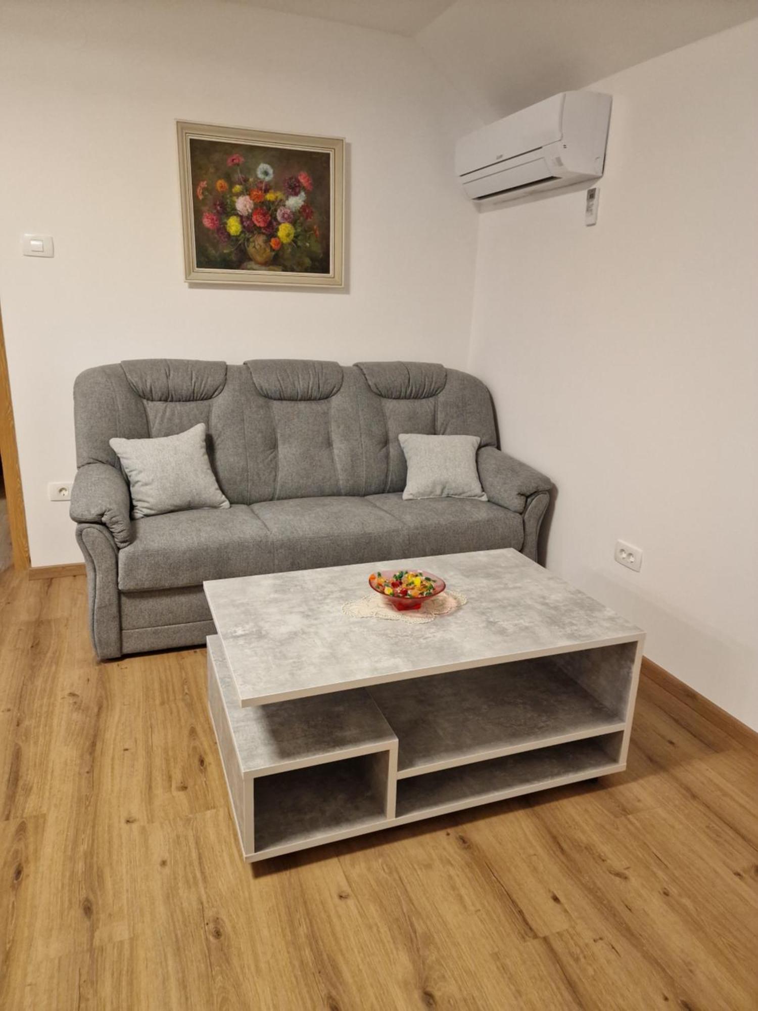 Vila Lastovka Lubiana Esterno foto